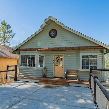 View Point- Mountain Retreat Equipped With A Pool Table, Patio With A Grill And Beautiful View Vila
